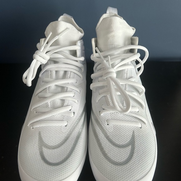 Nike Alpha Huarache 8 Elite LAX Lacrosse Cleats White CW4440-100 Men's - Picture 2 of 8